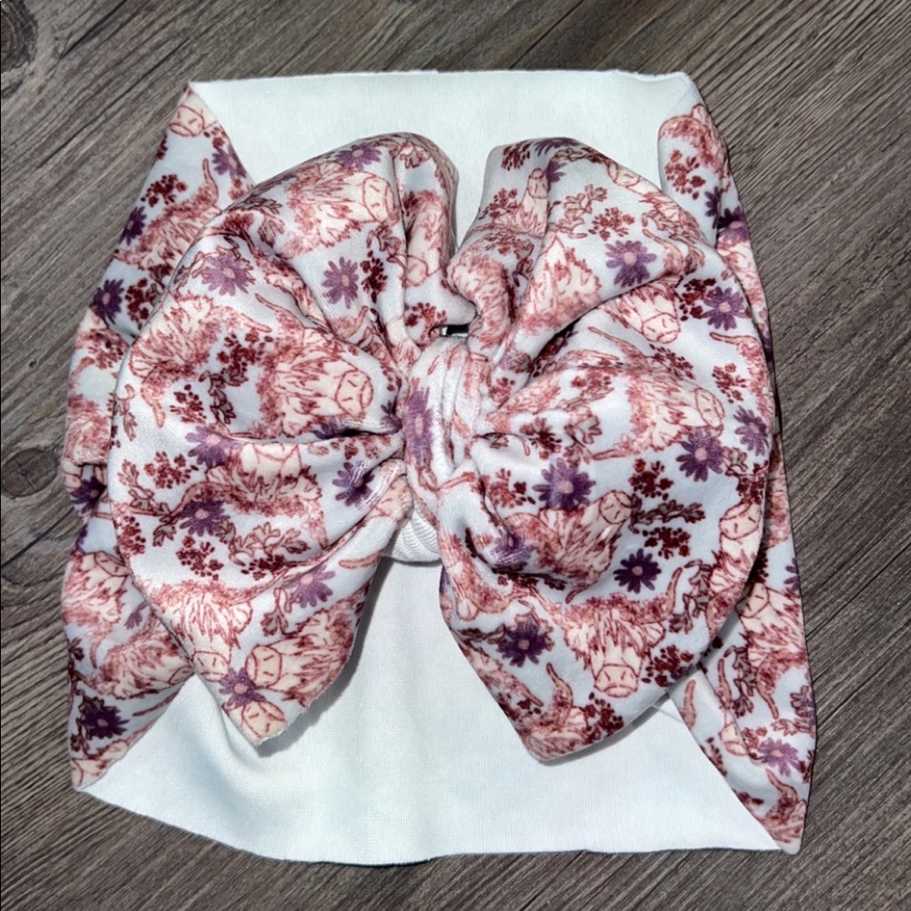 NEW NEVER WORN highland cow baby girl messy bow head wrap